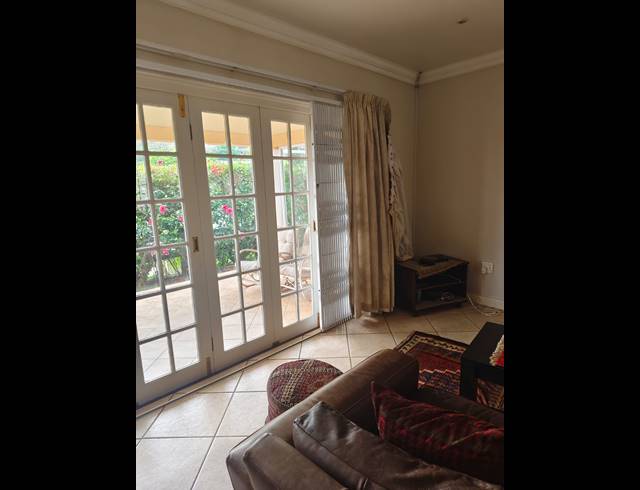 3 BEDROOM SIMPLEX FOR SALE IN SOMERSET PARK